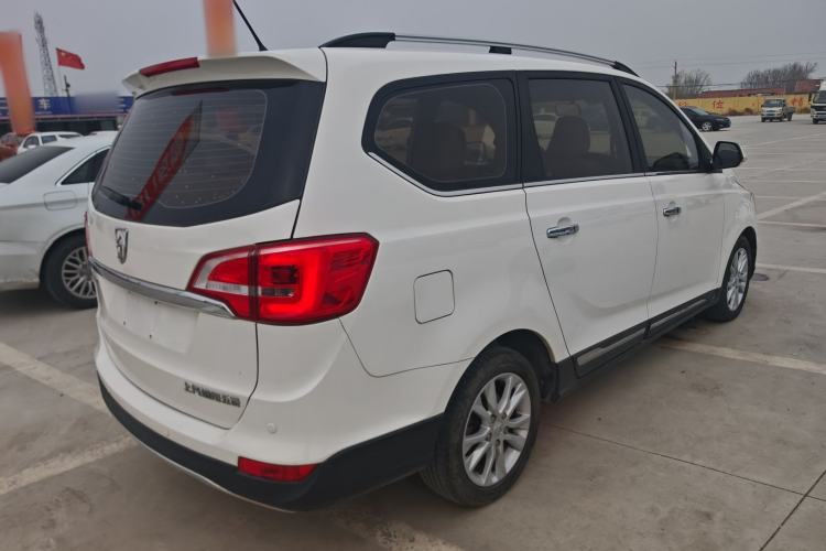Used Baojun 730 2016 1.5L Manual Comfort Version 7 Seats China V Emission Standard Rear Right 45 Deg
