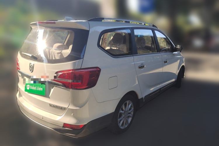 Used Baojun 730 2016 1.5T Manual Luxury Edition 7 Seats Rear Right 45 Deg