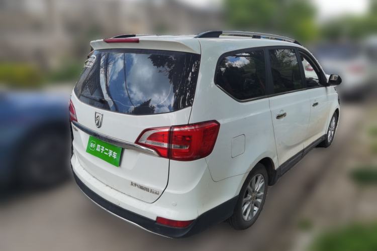Used Baojun 730 2016 1.5L Manual Comfort Version 7 Seats China V Emission Standard Rear Right 45 Deg