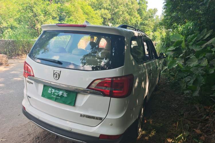 Used Baojun 730 2016 1.5T Manual Luxury Edition 7 Seats Rear Right 45 Deg