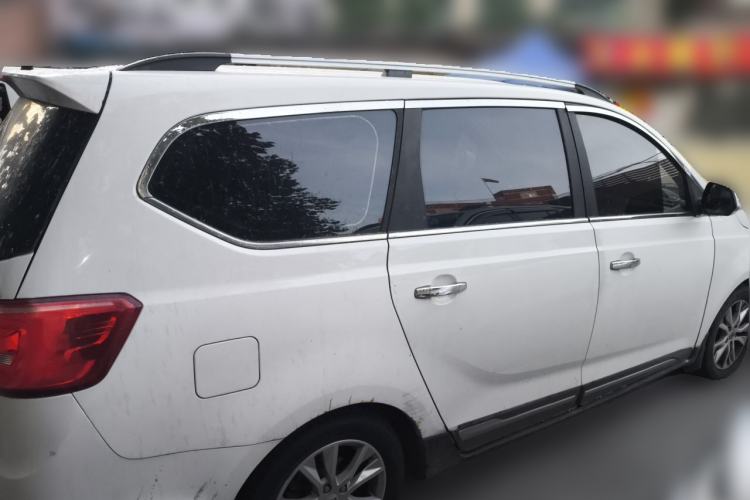Used Baojun 730 2016 1.5L Manual Comfort Version 7 Seats China V Emission Standard Rear Right 45 Deg