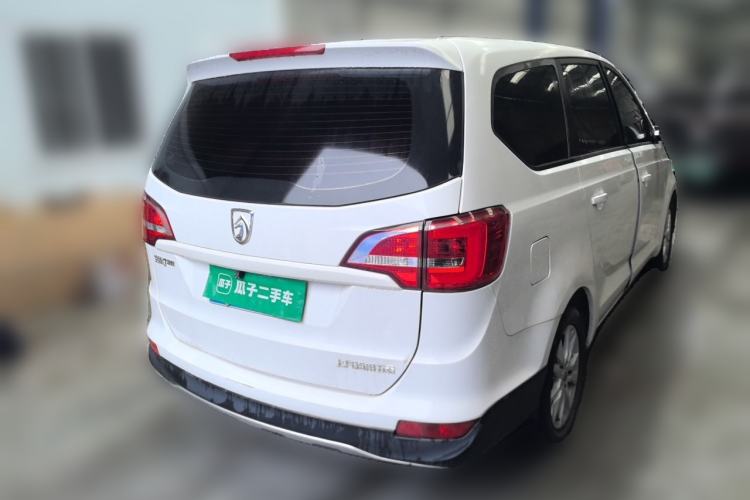 Used Baojun 730 2016 Revised 1.5L Manual Standard Version 7 Seats China V Emission Standard Rear Right 45 Deg