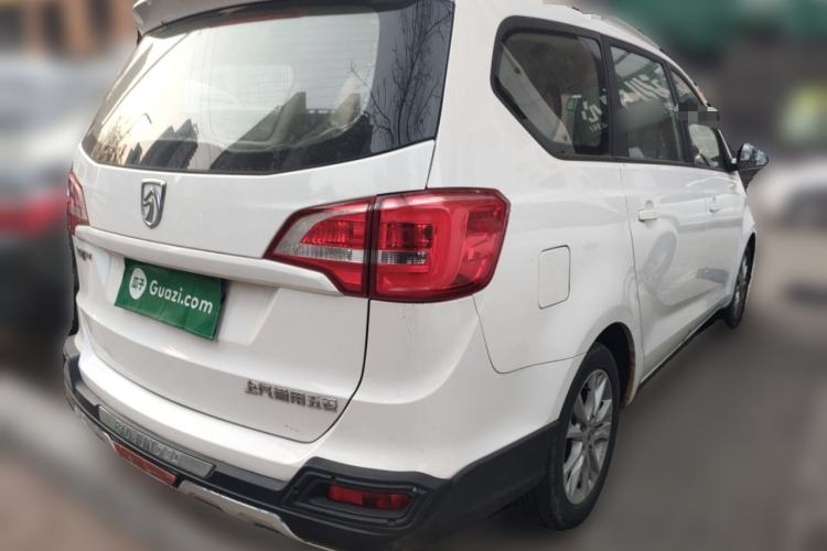 Used Baojun 730 2016 Revised 1.5L Manual Standard Version 7 Seats China V Emission Standard Rear Right 45 Deg
