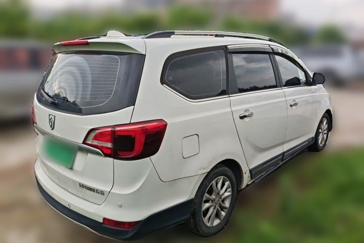 Used Baojun 730 2016 1.5T Manual Luxury Edition 7 Seats Rear Right 45 Deg