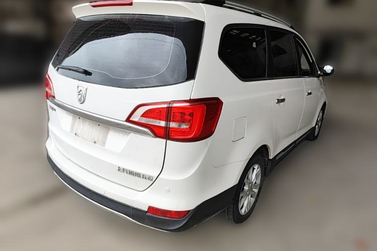 Used Baojun 730 2016 1.5L Manual Comfort Version 7 Seats China V Emission Standard Rear Right 45 Deg