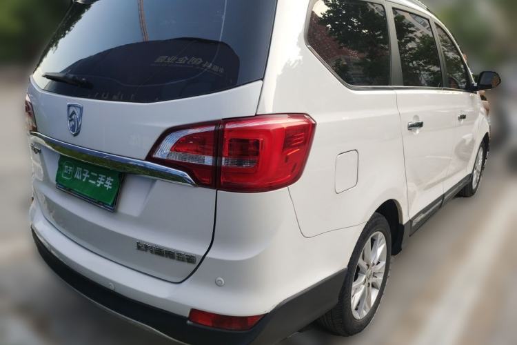 Used Baojun 730 2016 1.5L Manual Comfort Version 7 Seats China V Emission Standard Rear Right 45 Deg