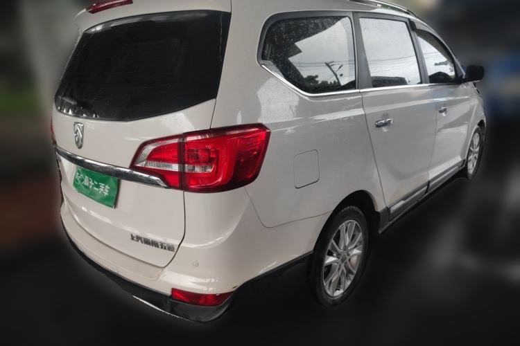 Used Baojun 730 2016 1.5L Manual Comfort Version 7 Seats China V Emission Standard Rear Right 45 Deg