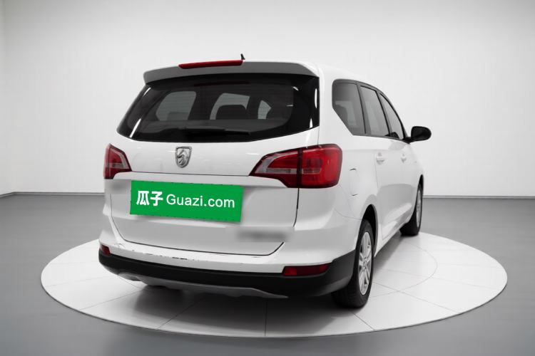 Used Baojun 730 2016 Revised 1.5L Manual Standard Version 7 Seats China V Emission Standard Rear Right 45 Deg