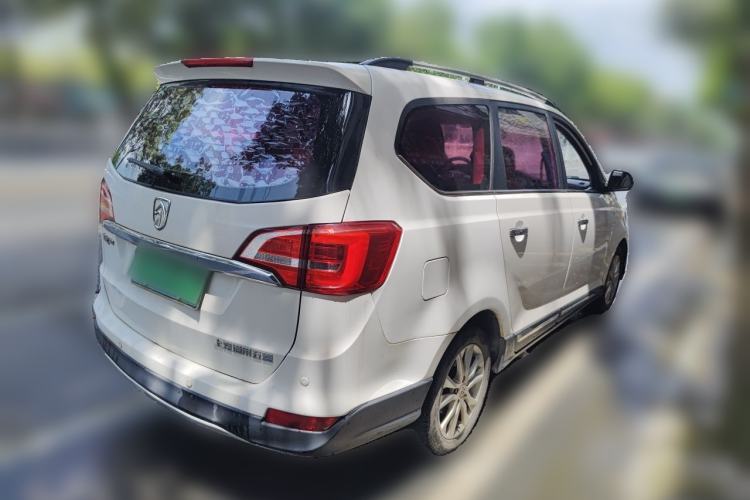 Used Baojun 730 2016 1.5L Manual Comfort Version 7 Seats China V Emission Standard Rear Right 45 Deg