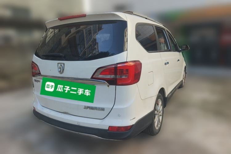 Used Baojun 730 2016 1.5L Manual Comfort Version 7 Seats China V Emission Standard Rear Right 45 Deg