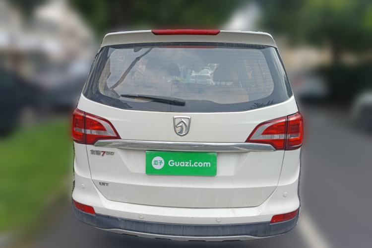 Used Baojun 730 2016 1.5T Manual Comfort Version 7 Seats Rear