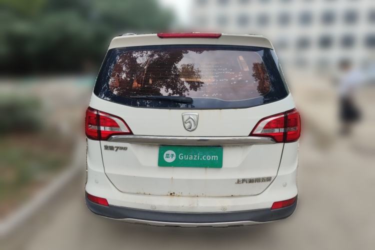 Used Baojun 730 2016 1.5T Manual Comfort Version 7 Seats Rear