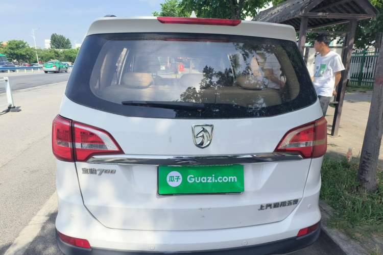 Used Baojun 730 2016 1.5L Manual Luxury Edition 7 Seats Rear