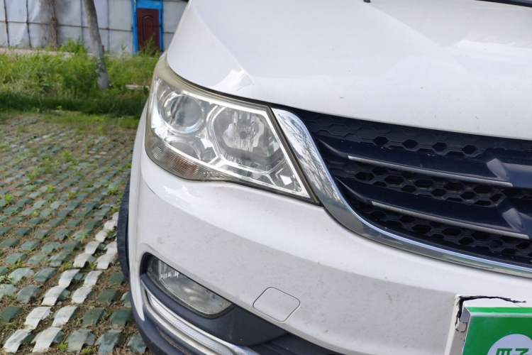 Used Baojun 730 2016 1.5L Manual Comfort Version 7 Seats China V Emission Standard Right Front Headlight