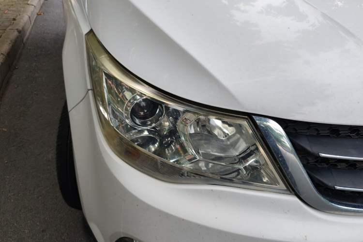 Used Baojun 730 2016 1.5L Manual Comfort Version 7 Seats China V Emission Standard Right Front Headlight