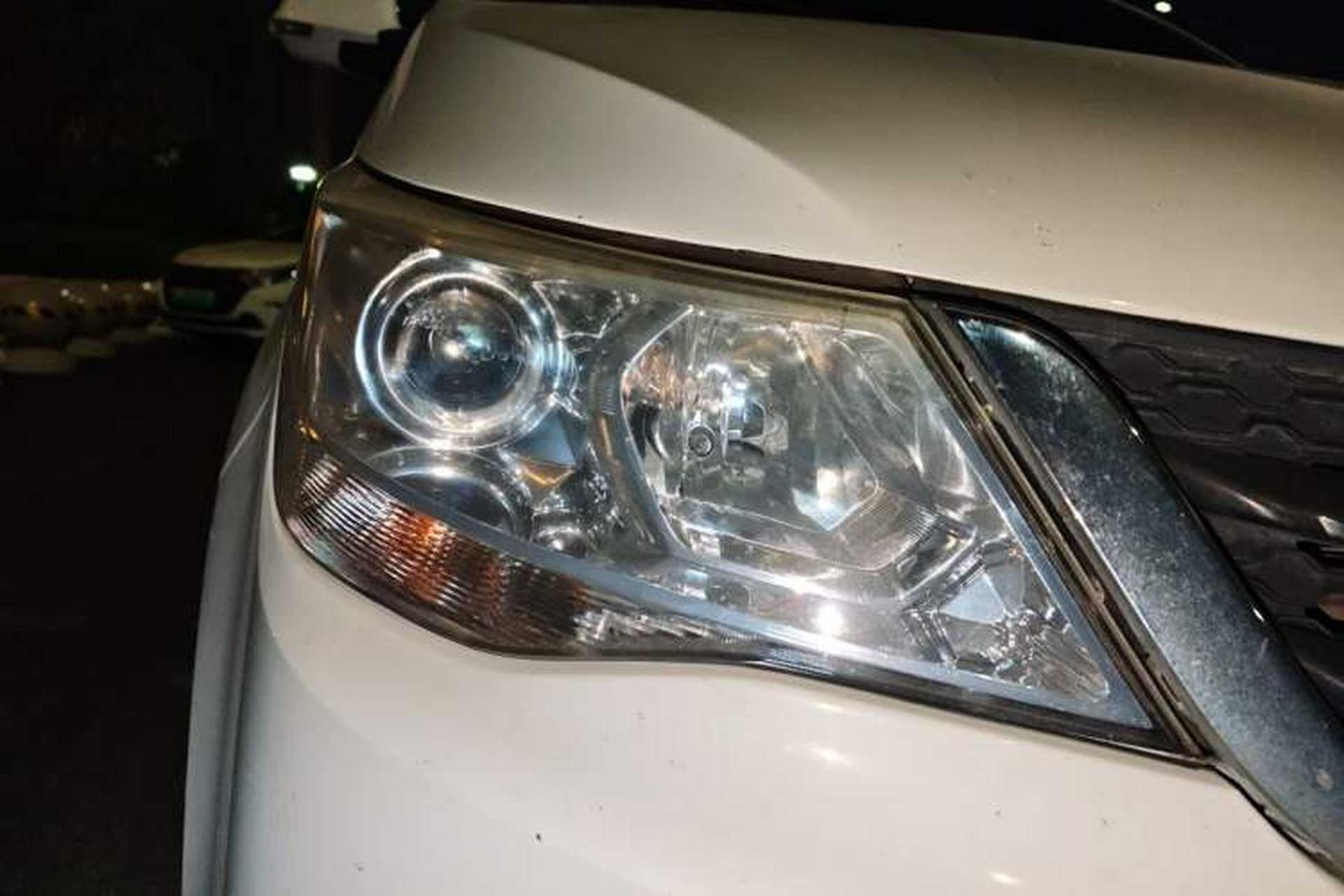 Used Baojun 730 2016 1.5T Manual Luxury Edition 7 Seats Right Front Headlight