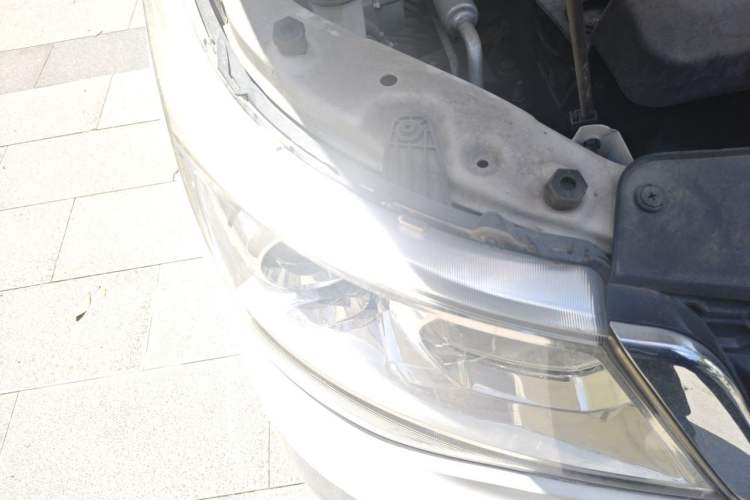 Used Baojun 730 2016 1.5L Manual Standard Version 7 Seats Right Front Headlight