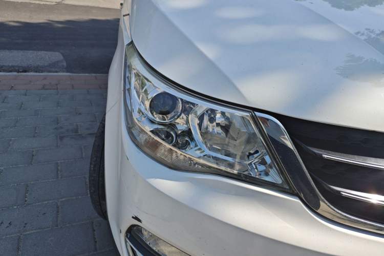 Used Baojun 730 2016 1.5L Manual Comfort Version 7 Seats China V Emission Standard Right Front Headlight