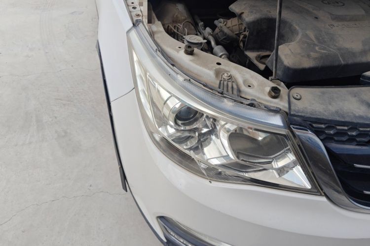 Used Baojun 730 2016 1.5L Manual Luxury Edition 7 Seats Right Front Headlight