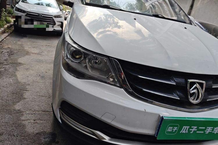 Used Baojun 730 2016 Revised 1.5L Manual Standard Version 7 Seats China V Emission Standard Right Front Headlight
