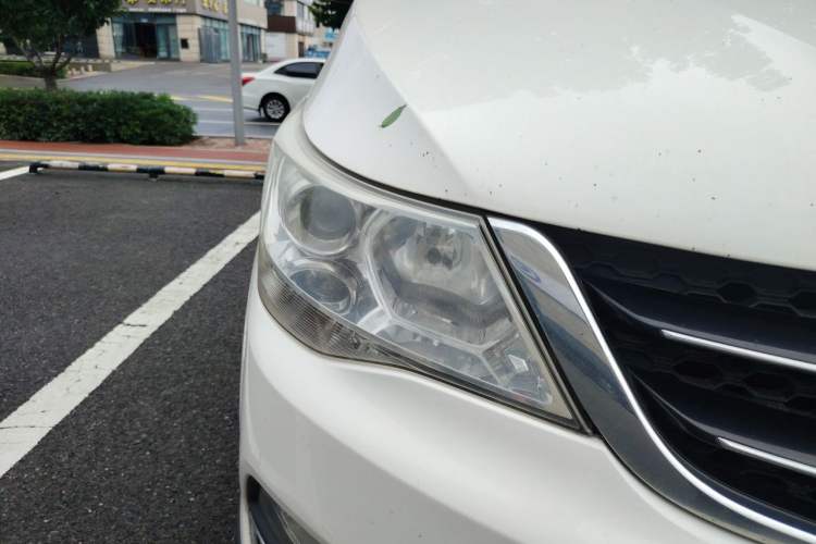 Used Baojun 730 2016 1.5L Manual Comfort Version 7 Seats China V Emission Standard Right Front Headlight