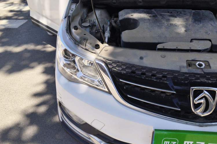 Used Baojun 730 2016 1.5L Manual Comfort Version 7 Seats China V Emission Standard Right Front Headlight
