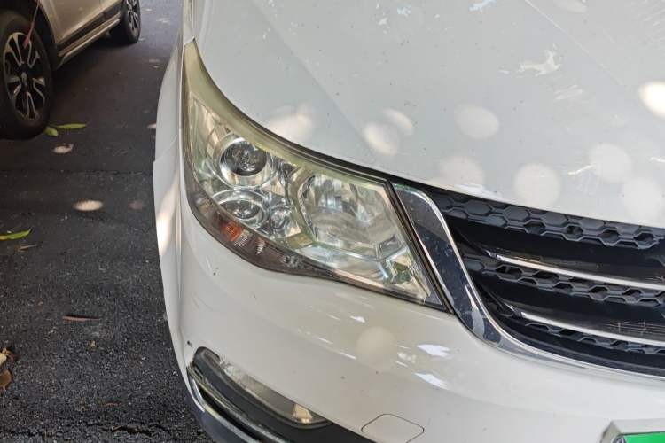 Used Baojun 730 2016 1.8L Manual Luxury Edition 7 Seats Right Front Headlight