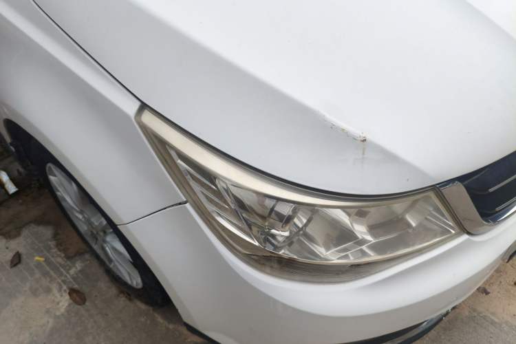 Used Baojun 730 2016 1.5L Manual Luxury Edition 7 Seats Right Front Headlight