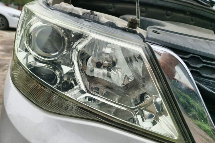 Used Baojun 730 2016 1.5L Manual Comfort Version 7 Seats China V Emission Standard Right Front Headlight