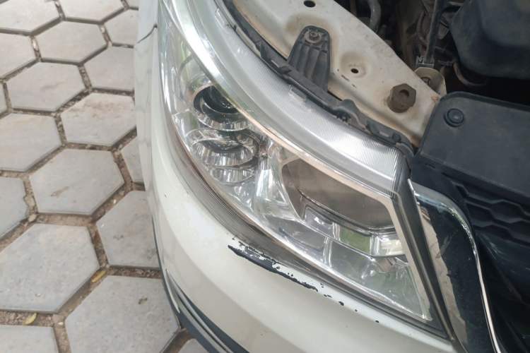 Used Baojun 730 2016 1.5L Manual Value Edition 7 Seats China V Emission Standard Right Front Headlight