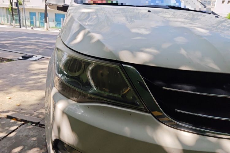 Used Baojun 730 2016 1.8L iAMT Comfort Version 7 Seats Right Front Headlight