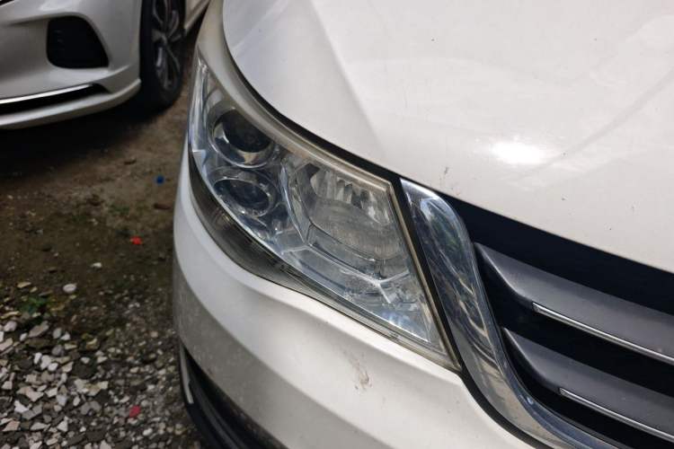 Used Baojun 730 2016 1.5L Manual Comfort Version 7 Seats China V Emission Standard Right Front Headlight