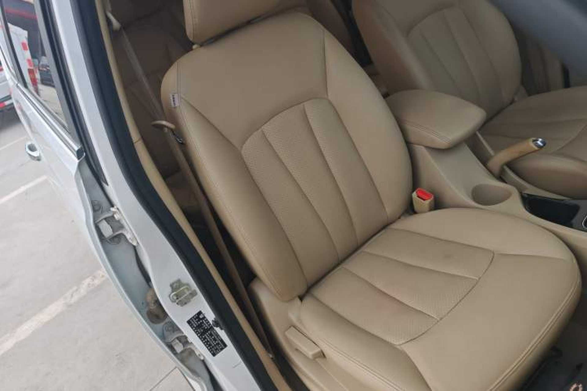 Used Baojun 730 2016 1.5L Manual Comfort Version 7 Seats China V Emission Standard Right Front Seat