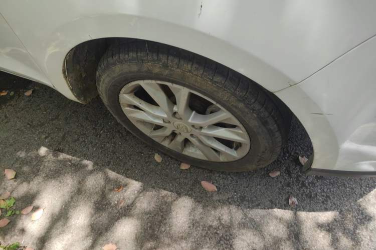 Used Baojun 730 2016 Revised 1.5L Manual Standard Version 7 Seats China V Emission Standard Right Front Wheel Hub