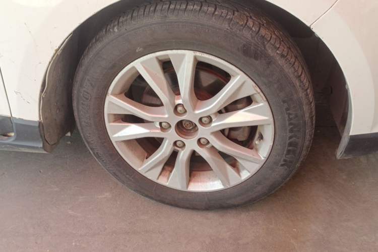 Used Baojun 730 2016 1.5L Manual Comfort Version 7 Seats China V Emission Standard Right Front Wheel Hub