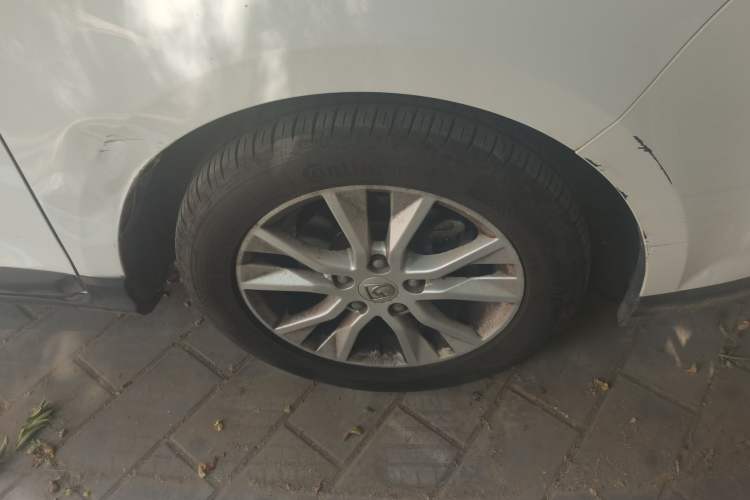 Used Baojun 730 2016 1.5T Manual Comfort Version 7 Seats Right Front Wheel Hub