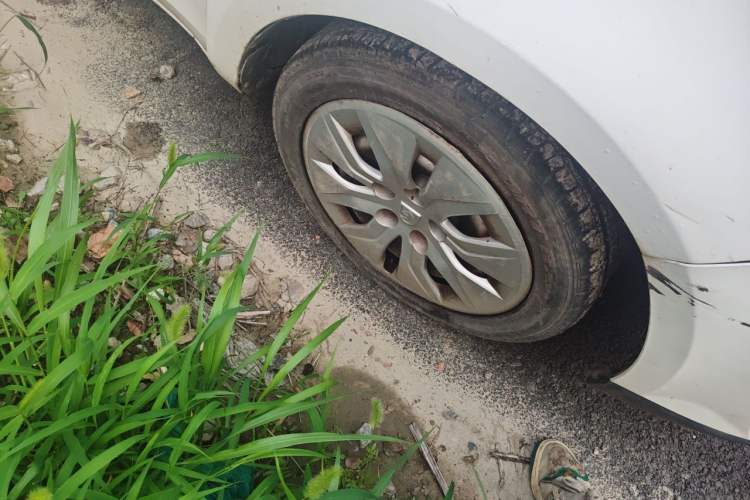 Used Baojun 730 2016 1.5L Manual Standard Version 7 Seats Right Front Wheel Hub