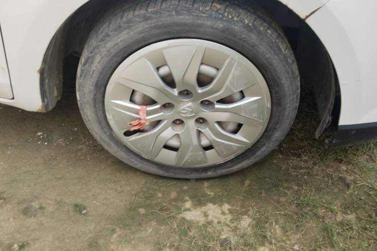 Used Baojun 730 2016 1.5L Manual Value Edition 7 Seats China V Emission Standard Right Front Wheel Hub
