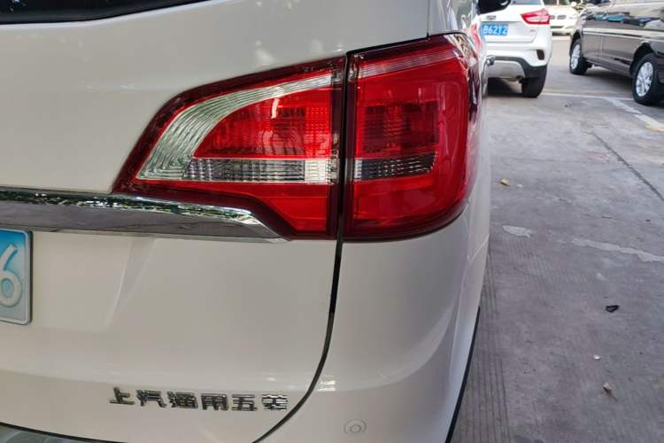Used Baojun 730 2016 1.5T Manual Luxury Edition 7 Seats Right Rear Taillight