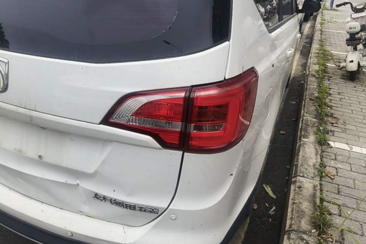 Used Baojun 730 2016 1.5L Manual Value Edition 7 Seats China V Emission Standard Right Rear Taillight
