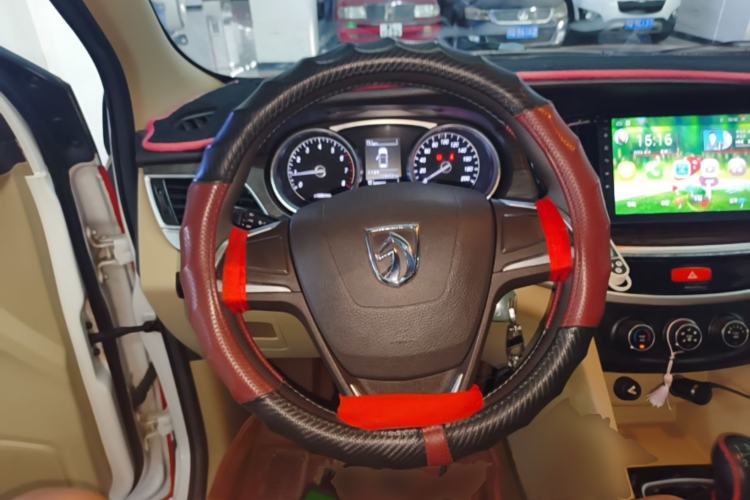 Used Baojun 730 2016 1.5L Manual Value Edition 7 Seats China V Emission Standard Steering Wheel