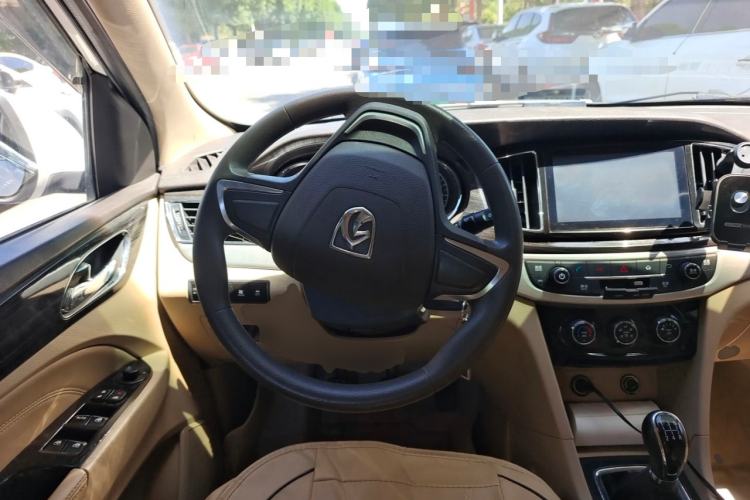Used Baojun 730 2016 1.5L Manual Comfort Version 7 Seats China V Emission Standard Steering Wheel
