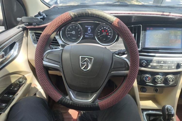 Used Baojun 730 2016 1.5L Manual Comfort Version 7 Seats China V Emission Standard Steering Wheel