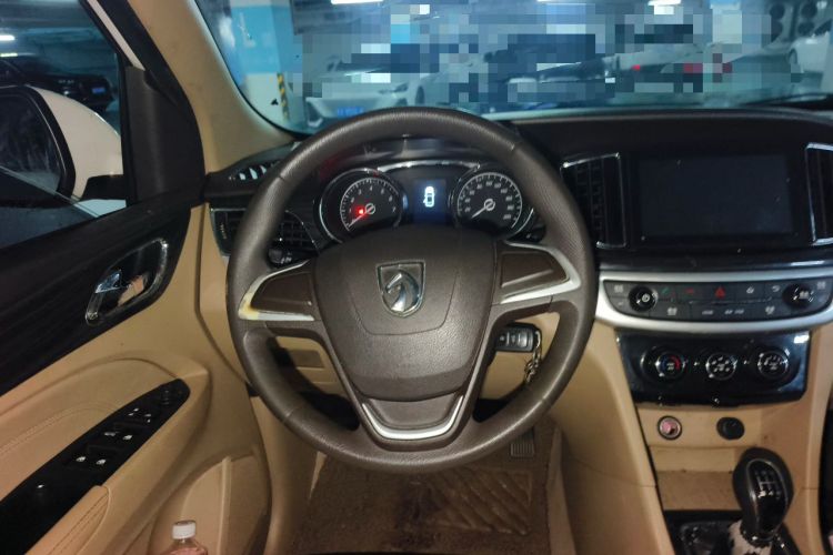 Used Baojun 730 2016 1.5L Manual Comfort Version 7 Seats China V Emission Standard Steering Wheel