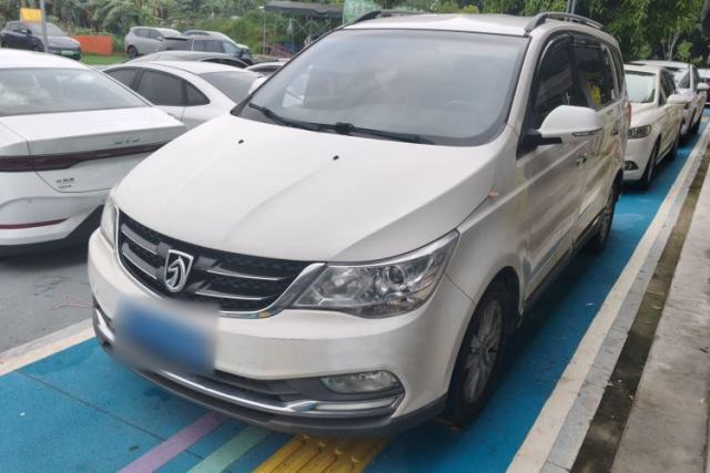 Used Baojun 730 2016 1.5T Manual Comfort Version 7 Seats