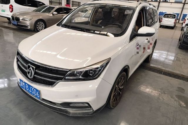 Used Baojun 730 2016 1.5T Manual Luxury Edition 7 Seats