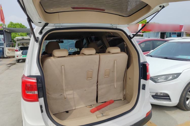 Used Baojun 730 2016 1.5L Manual Comfort Version 7 Seats China V Emission Standard Trunk