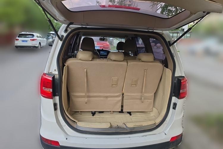 Used Baojun 730 2016 1.5L Manual Value Edition 7 Seats China V Emission Standard Trunk