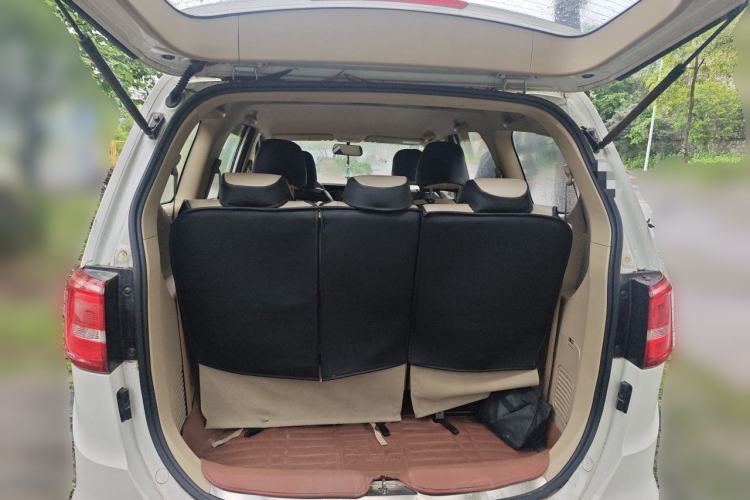 Used Baojun 730 2016 1.5T Manual Standard Version 7 Seats Trunk