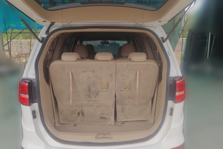 Used Baojun 730 2016 1.5L Manual Comfort Version 7 Seats China V Emission Standard Trunk